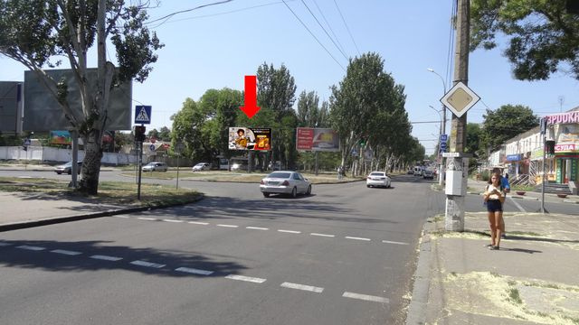 Призма 6x3,  Центральный пр. (бывш. Ленина пр.) / М. Морская ул., бульвар, в сторону Пушкинской ул., левая