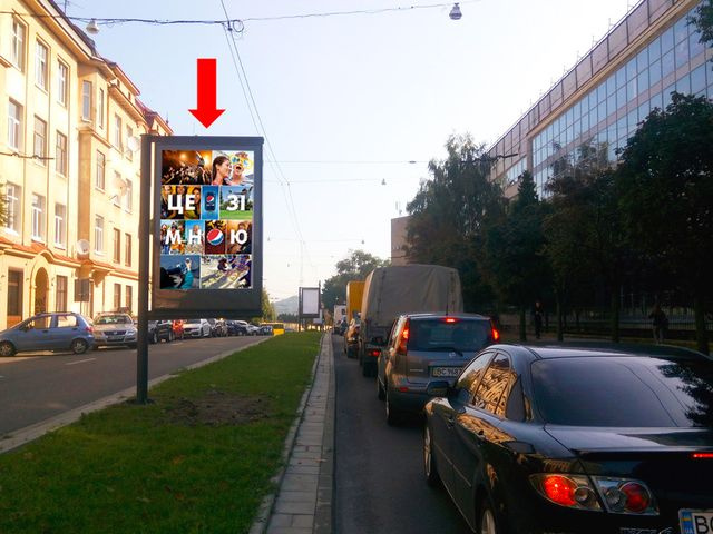 Скролл 1.2x1.8,  Митрополита Андрея ул., 10, разделитель, район Политеха, в сторону Святого Юра пл.