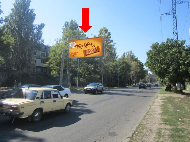 Щит 6x3,  Малиновского ул., 15, со стороны Адмиральского пр. (флажок)