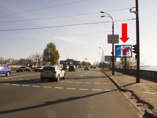 Скролл 3.14x2.3,  Днепровская набережная / ул. Причальная, возле жд моста, на светофоре, в сторону ул. Здолбуновской, пр. Бажана