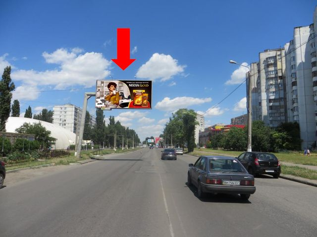 Щит 6x3,  Добровольского пр., 145, возле ресторана "McDonald's", из центра