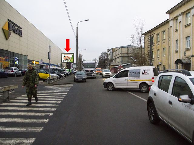 Беклайт 3.14x2.3,  Константиновская ул., 71, возле ТЦ "Шоколад", "АТБ", из центра