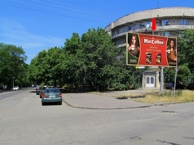 Щит 6x3,  Собранецкая ул., 152, из центра