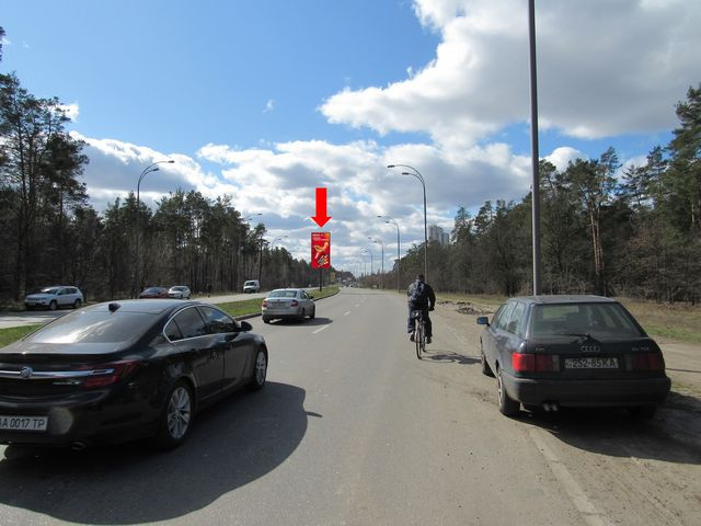 Щит 3x6, Старобориспольская ул., разделитель, в сторону пл. Харьковской, ст.м. "Бориспольская" Щит 3x6, Старобориспольская ул., разделитель, в сторону пл. Харьковской, ст.м. "Бориспольская"