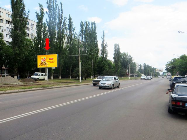 Щит 6x3,  Добровольского пр., 139, возле ресторана "McDonald's", из центра