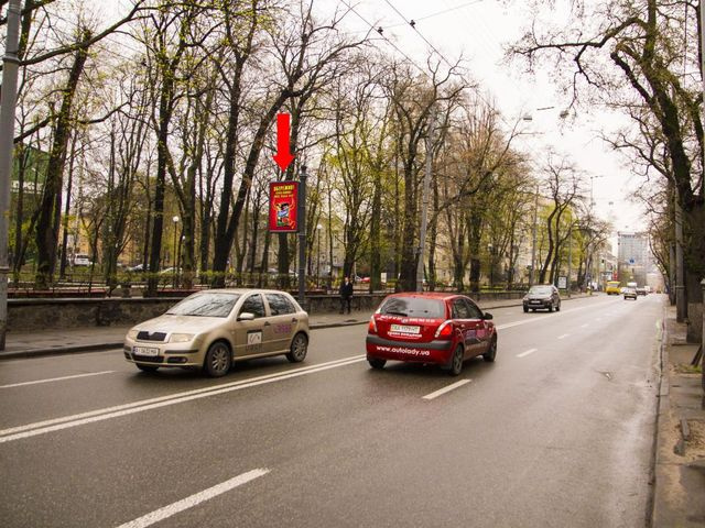 Сітілайт 1.2x1.8,  Ильенко ул. (бывш. Мельникова ул.), 71 (напротив) в сторону ст. м. "Лукьяновская"
