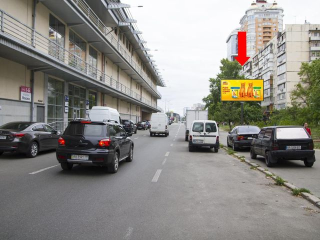 Щит 6x3, Оболонский пр., 23, ТРЦ "Dream town", в сторону ст. м. "Минская" Щит 6x3, Оболонский пр., 23, ТРЦ "Dream town", в сторону ст. м. "Минская"