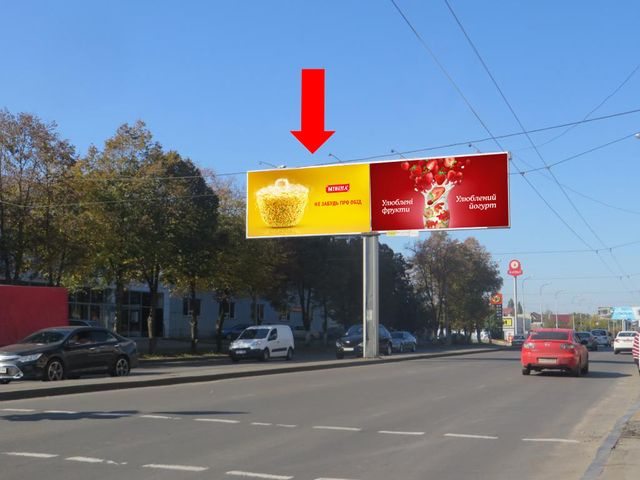 Щит 6x3,  Рихтера ул. (бывш. Щорса ул.) / Радостная ул., 2/4,со стороны пл. Б.Деревянко, разделитель, левая