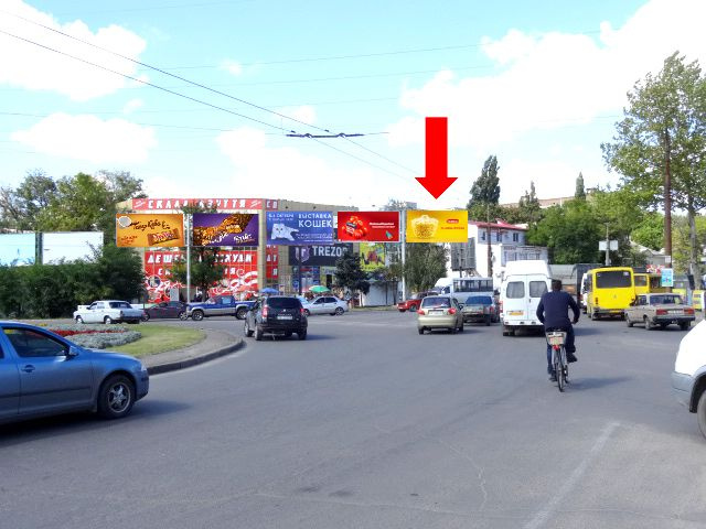 Щит 6x3,  Богоявленский пр. (бывш. Октябрьский пр.) / Пограничная ул. (бывш. Чигрина ул.), кольцо автовокзала, возле супермаркетов "Велика Кишения", "Технополис", правая