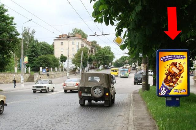 Сітілайт 1.2x1.8,  Русская ул. / Драгоманова ул., возле парка "Топильче", дамба