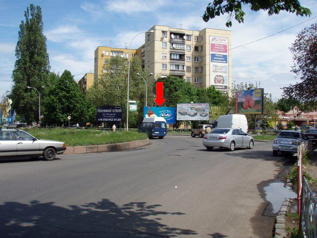 Щит 6x3,  Минайская ул. / ул. Бородина/ ул. Грушевского, возле рынка