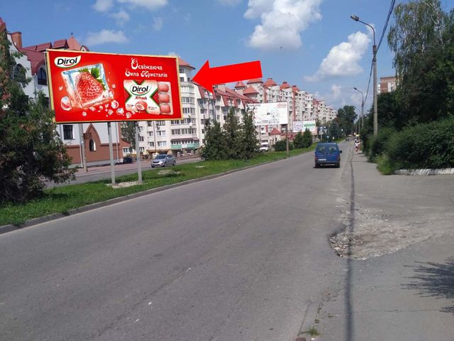 Щит 6x3,  Коновальца ул., 3, разделитель, в сторону Злуки пр.