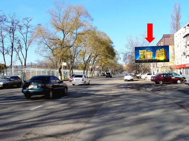 Щит 6x3,  Собранецкая ул., 146, возле "Новой почты", из центра