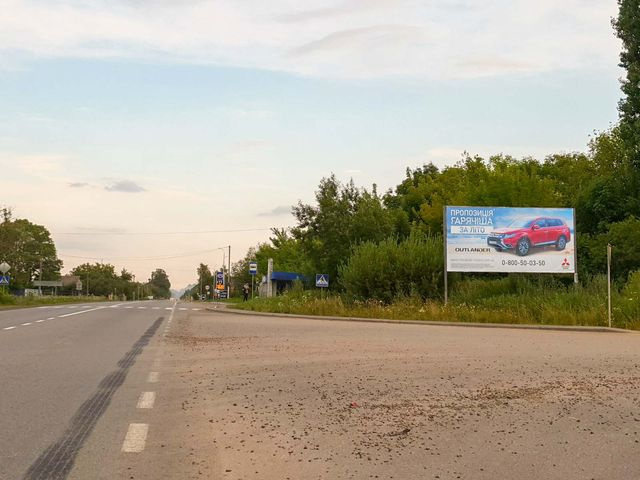 Щит 6x3,  Трасса Ковель-Черновцы (М-19), п. Тарашаны, въезд из Черновцов