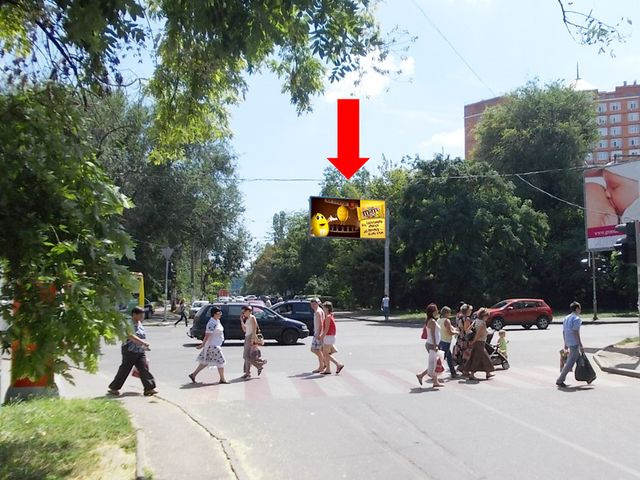 Щит 6x3, Академическая ул. (бывш. Пионерская ул.), 16А / Говорова ул., в сторону 10-го Апреля пл. Щит 6x3, Академическая ул. (бывш. Пионерская ул.), 16А / Говорова ул., в сторону 10-го Апреля пл.