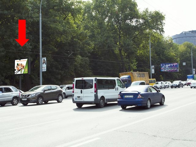 Беклайт 3.14x2.3,  Дружбы Народов бул., 150м. за пл. ГВОВ, в сторону бул. Украинки, ст.м. "Дружбы народов"