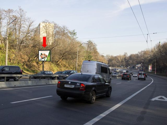 Беклайт 3.14x2.3,  Телиги ул., 500 м. до моста над ул. Кирилловской (бывш. ул. Фрунзе), в сторону ст. м. "Почайна"