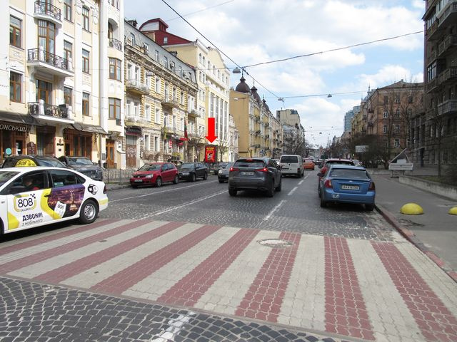 Сітілайт 1.2x1.8,  Хмельницкого ул., 37/2 - ул. Пирогова, возле консульства Чехии, в сторону ул. Крещатик