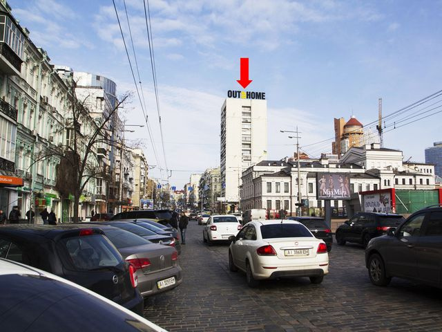 Дах 20x6,  Б. Васильковская ул. 51 - ул. Жилянская, ст.м. "Олимпийская", в сторону ул. Крещатик