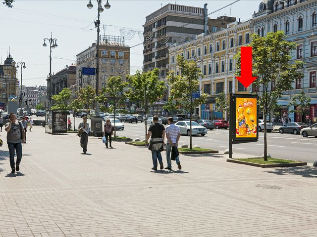 Скролл 1.2x1.8,  Крещатик ул., 29, возле магазина "Mark&Spencer", "Roshen"