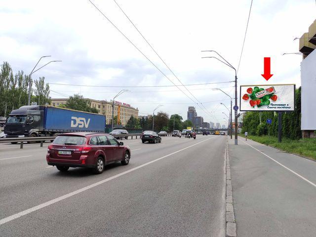 Призма 6x3,  Победы пр., 49/2, завод "Большевик" - напротив Танка, ст.м. "Шулявская", в центр