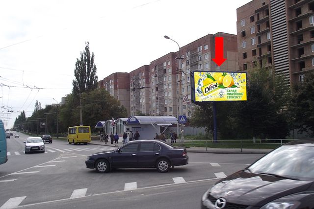Щит 6x3,  Конякина ул. / Гордиюк ул., возле остановки