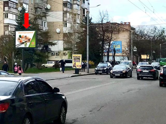 Скролл 3.14x2.3,  Киевская ул., 55,  возле стадиона "Спартак", из центра