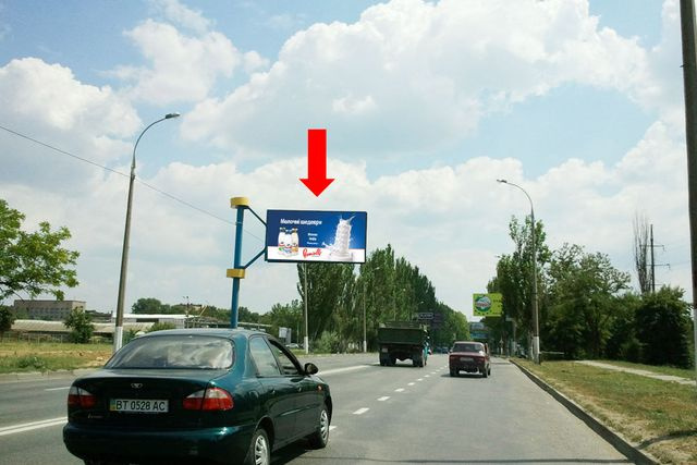 Щит 6x3,  Николаевское шоссе, возле авторынка, гусь, над дорогой, в центр