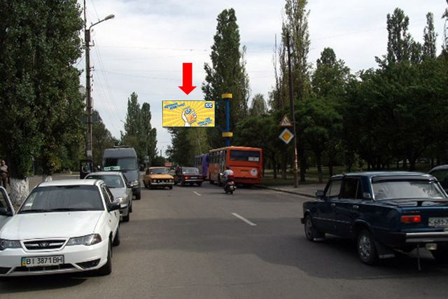 Щит 6x3,  Республиканская ул., 140, из центра