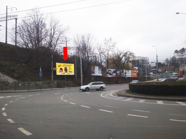 Щит 6x3,  Збаражская ул. - Крушельницкой ул. - Бродовская ул., возле ж/д моста, в центр