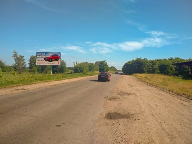 Щит 6x3,  Трасса Киев-Чернигов-Новые Яриловичи (М-01), пгт Козелец, (2), въезд-выезд
