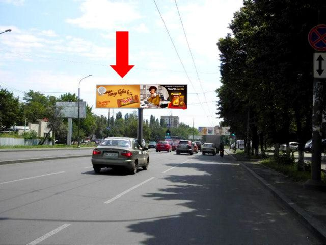 Щит 6x3,  Рихтера ул. (бывш. Щорса ул.) / Радостная ул., 2/4, в сторону пл. Б.Деревянко, разделитель, левая