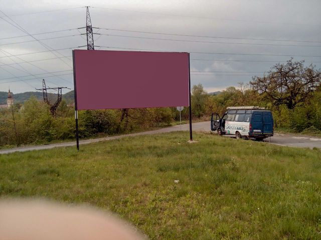 Щит 6x3,  Трасса Киев-Чоп (М-06), пгт Кольчино, (1), поворот с трассы
