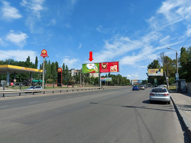 Щит 6x3,  Балковская ул. 54 / Грушевского ул., разделитель, от моста, заправка "Катрал" в центр, левый
