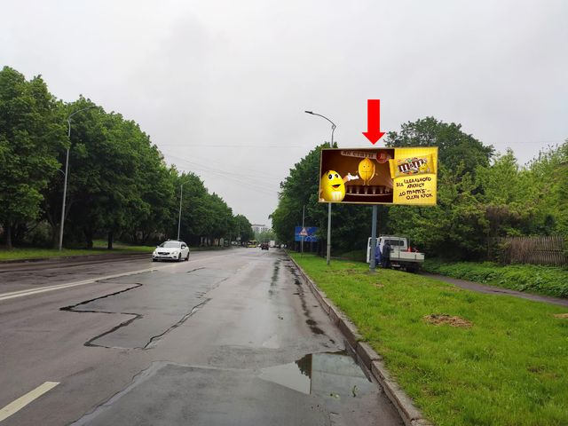 Щит 6x3,  Липинского ул. 4, в сторону пр. Черновола, McDonald's