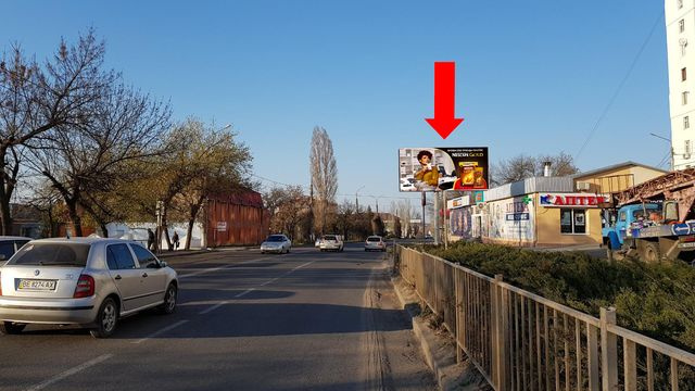 Щит 6x3,  Богоявленский пр. (бывш. Октябрьский пр.) / Сагайдачного ул. (бывш. Ватутина ул.), в центр