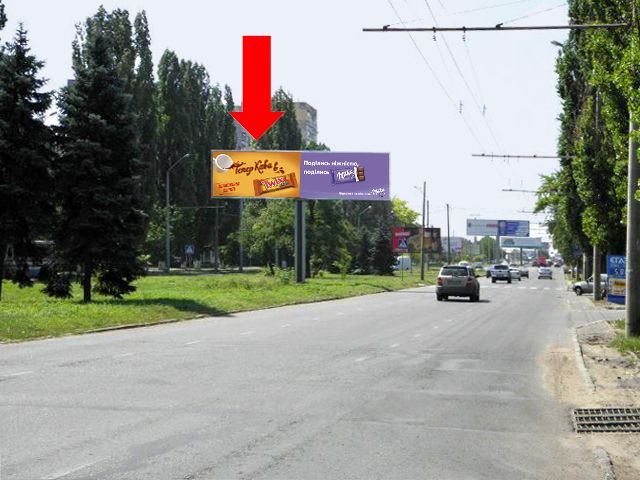 Щит 6x3,  Небесной Сотни пр. (бывш. Жукова пр.), 4В, разделитель, из центра, левая