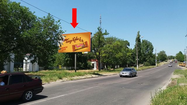 Щит 6x3, Богоявленский пр. (бывш. Октябрьский пр.) / Торговая ул., возле парка "Молодежный", в центр Щит 6x3, Богоявленский пр. (бывш. Октябрьский пр.) / Торговая ул., возле парка "Молодежный", в центр