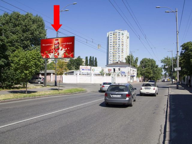 Щит 6x3,  Святошинская ул., 20, в сторону ст.м. "Святошино"