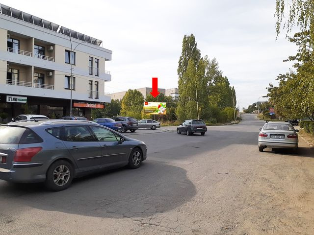 Щит 6x3,  Университетская ул. - ул. Докучаева, возле Ужгородского национального университета