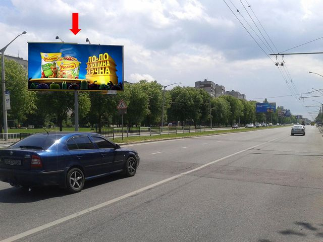 Щит 6x3,  Стрыйская ул., 59 / Трускавецкая ул., разделитель, из центра