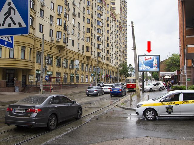 Скролл 3.14x2.3,  Дмитриевская ул., 92-94 - ул. Полтавская, в сторону ул. Черновола