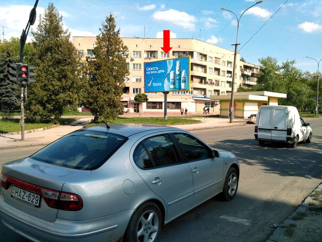 Щит 6x3,  Грушевского ул., 29 / ул. Заньковецкой, в сторону ул. Минайской