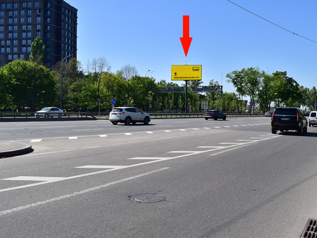 Цифрова панель 6x3,  Кольцевая дорога - ул. Теремковская, ТРЦ "Республика парк", разделитель, Одесская пл., в сторону пр. Победы, (ролик 10 сек, 1 выход/1,5 минуты)