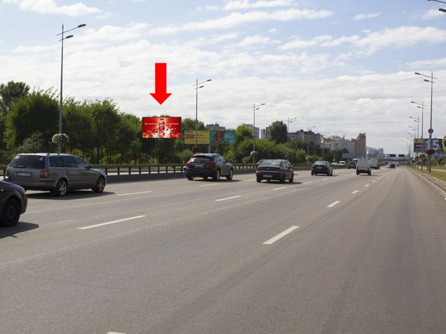 Щит 6x3,  Бажана пр., 7 напротив, в сторону ст.м. "Харьковская", центра