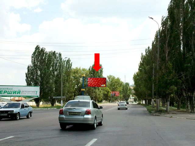 Щит 6x3, Николаевское шоссе / Нестерова ул., гусь, над дорогой, в центр Щит 6x3, Николаевское шоссе / Нестерова ул., гусь, над дорогой, в центр