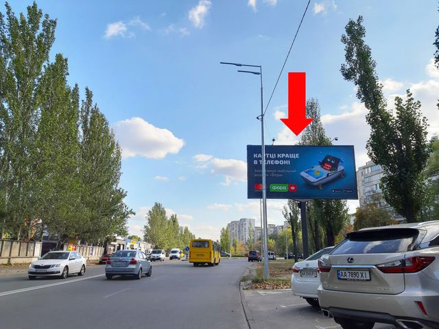 Щит 6x3,  Березняковская ул., 8а, в сторону Днепровской набережной