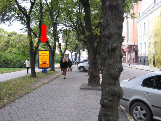 Сітілайт 1.2x1.8,  Черновола ул., 2, возле Укртелекома, в сторону Театрального майдана