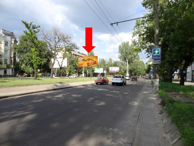 Щит 6x3, Центральный пр. (бывш. Ленина пр.) / Инженерная ул., возле ТРЦ "City Center", из центра Щит 6x3, Центральный пр. (бывш. Ленина пр.) / Инженерная ул., возле ТРЦ "City Center", из центра