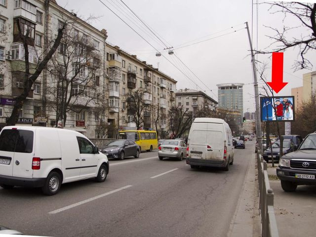 Скролл 3.14x2.3,  Ильенко ул. (бывш. Мельникова ул.), 39, на светофоре, в сторону ст. м. "Лукьяновская", центра
